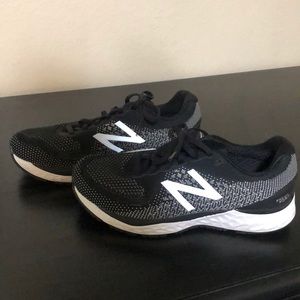 New balance Black Shoes